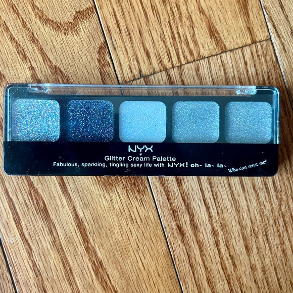 *NEW NYX Glitter Cream Palette in “Ice Queen” 10g - Picture 2 of 3